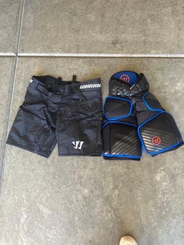 Medium Junior Warrior Covert Hockey Pants (Used)