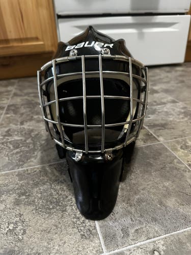 Senior 2017 Bauer 950X Goalie Mask  (Used)