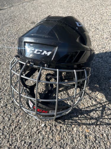 Small CCM FL40 Helmet (Used)