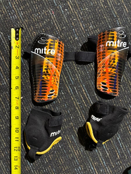 Kids youth/toddler soccer shin guards, detachable ankle guards