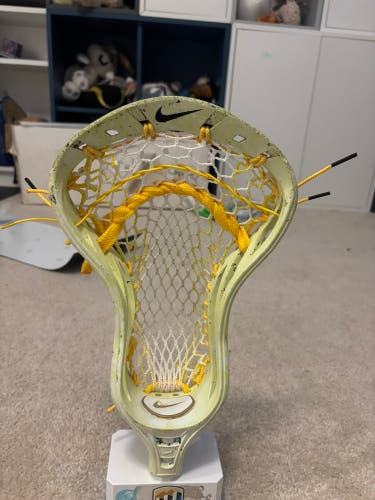 Nike Strung Lakota U Head (Used)