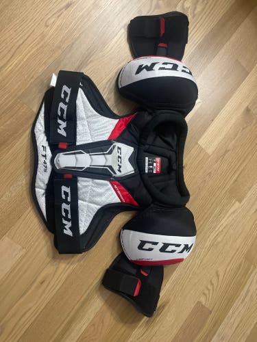 CCM FT 475 Men’s Small Shoulder pads