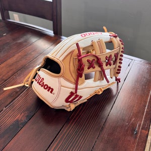 RH Wilson Infield A2000 Softball Glove 11.75" (New)