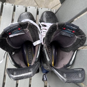 2023 Bauer Supreme Mach Hockey Skates Regular Width Pro Stock 8 (Used)