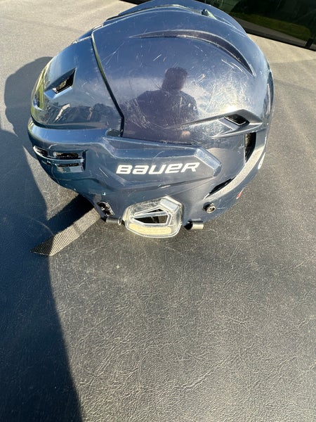 Small Bauer Re-akt 65 Helmet (Used)