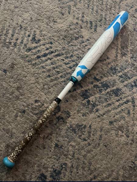 DeMarini CF -11 Fastpitch Softball Bat