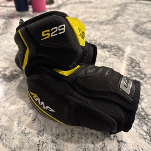 Small Junior Bauer Supreme s29 Elbow Pads  (Used)
