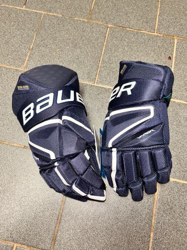 Bauer Vapor Hyperlite Gloves 14" (New)