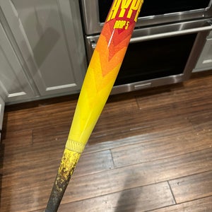 Easton Hype Fire Composite  Bat (-5) 26 oz 31" (Used)