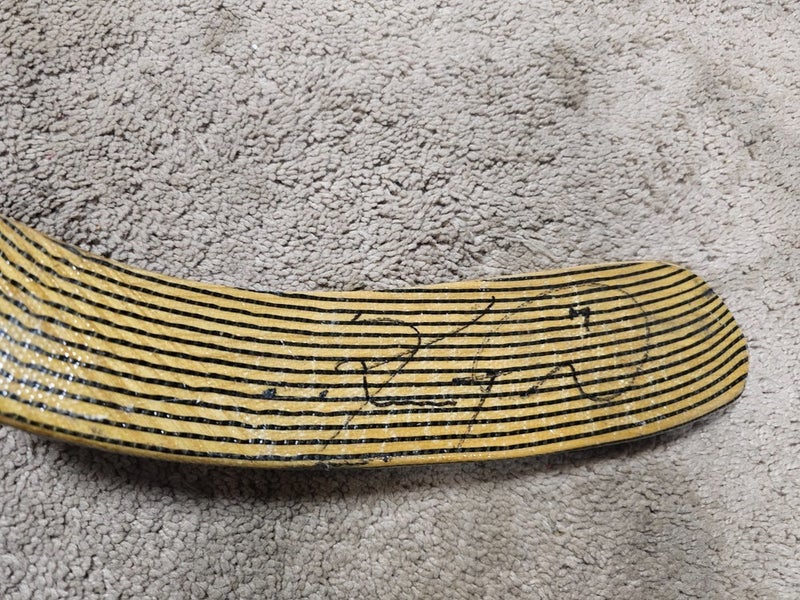 KEITH TKACHUK 98'99 Signed Phoenix Coyotes NHL Game Used Hockey Stick