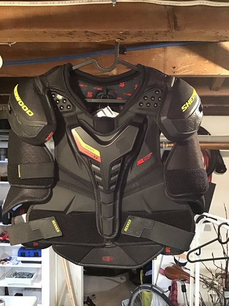 Sher-Wood Rekker Legend 1 Shoulder Pads XL
