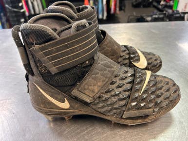 Used Nike Adult FB Cleats Black Senior 8 11868-S000064140