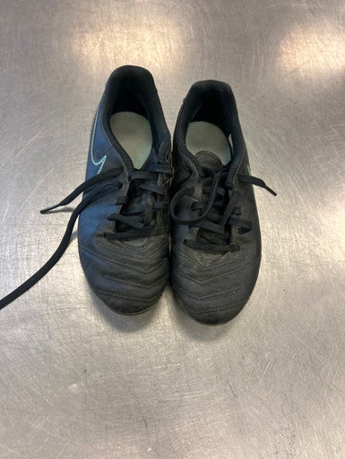 Used Nike Soccer Cleats Black Junior 01 11339-S000191387