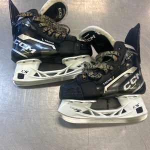 Used CCM TACKS AS 570 Intermediate Hockey Skate Intermediate 3.5 11339-S000191313