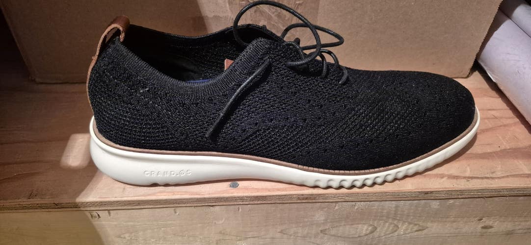 Black Men's Adult Size M 12.0 (W 13.0) (New)