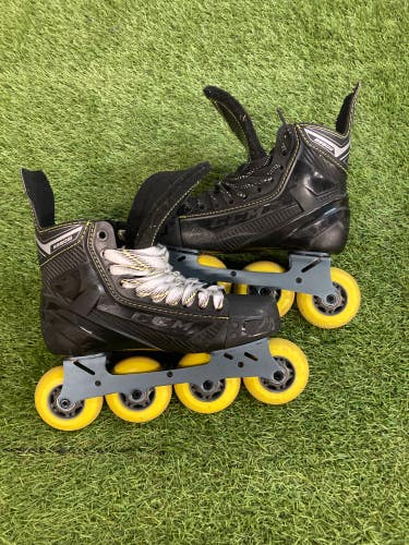 Senior CCM Super Tacks 9350 Inline Skates Regular Width Size 7 (Used)