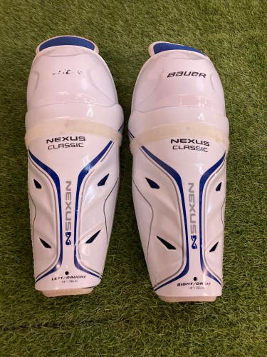 Senior Bauer Nexus Classic Shin Pads 14" (Used)