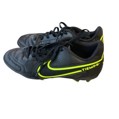 Used Nike Soccer Cleats Black Senior 5 11479-S000399290