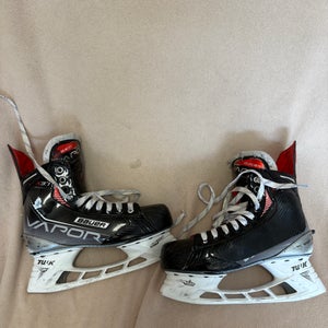 Bauer Vapor X3.7 Hockey Skates 8 (Used)