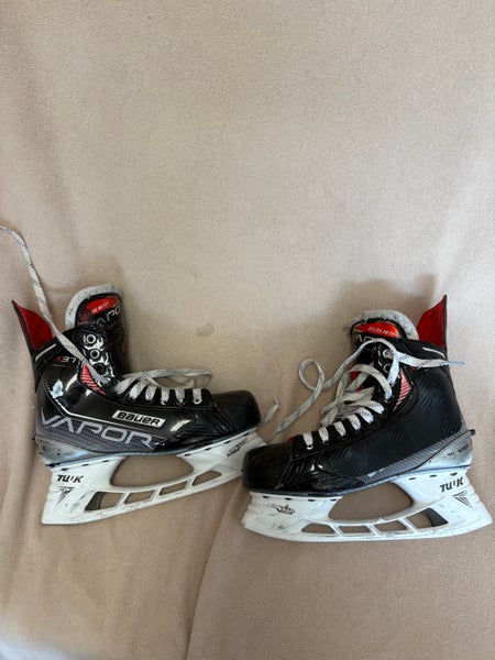 Bauer Vapor X3.7 Hockey Skates 8 (Used)