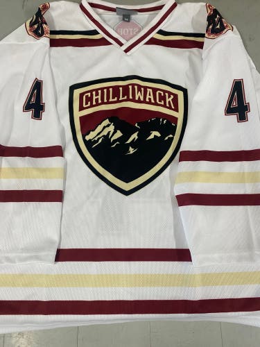 Team set NEW CHILLIWACK game jersey