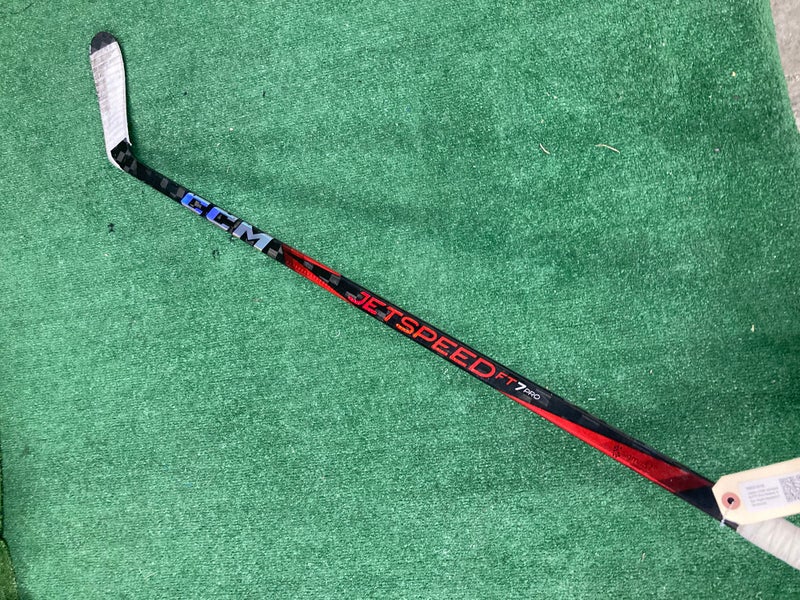 Junior CCM Jetspeed FT7 Pro Hockey Stick Right Handed P28 (Used)