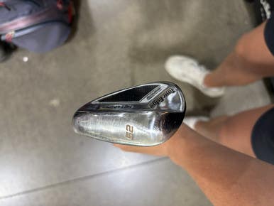 Used Tour Edge HOT LAUNCH E525 Golf Wedge Mens RH 52 Degree 11605-S000203559