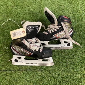 Junior CCM Jetspeed FT460 Hockey Goalie Skates Regular Width Size 1 (Used)
