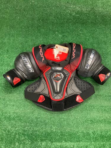 Medium Junior Bauer Vapor 1X Lite Shoulder Pads (Used)