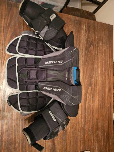 Small / Medium Bauer GSX Goalie Chest Protector (Used)