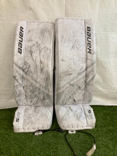 White Medium Intermediate Bauer Supreme S29 Goalie Leg Pads (Used)