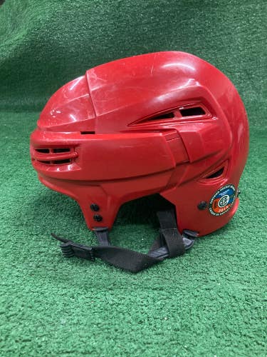 Medium Bauer Re-Akt 100 Helmet