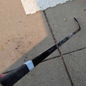 Junior CCM Tacks XF Pro Right Handed Hockey Stick P28
