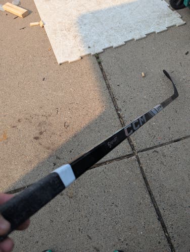 Junior CCM Tacks XF Pro Right Handed Hockey Stick P28 (Used)