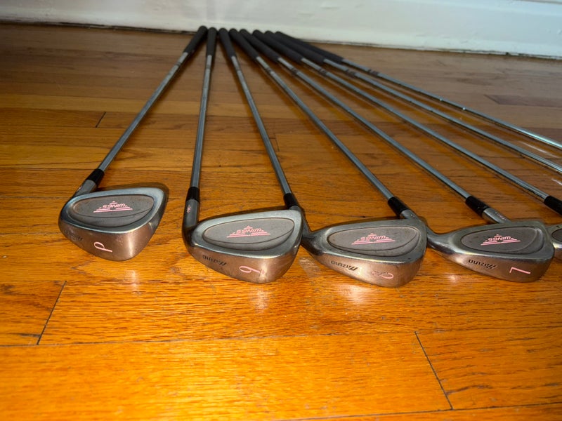 Ladies Mizuno Wings 11 Club Set Steel Shafts RH