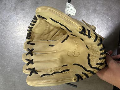 Rawlings (Used) Left Hand Throw 12" Baseball Glove