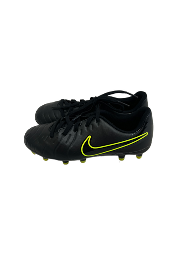 Used Nike Tiempo Jr 2 Soccer Cleats 11692-S000137399