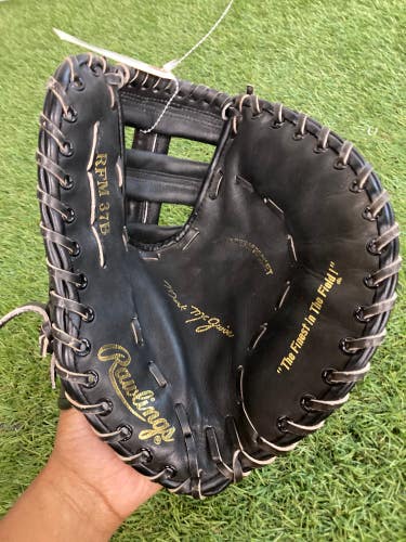 Black Rawlings Right Hand Throw First Base Baseball Glove 31" (Used)