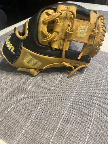Wilson RH Infield A2000 1786 Baseball Glove 11.5" (Used)