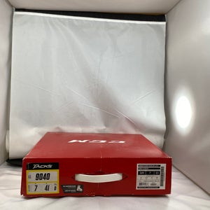 CCM Tacks 9040 Hockey Skates 7 (New)