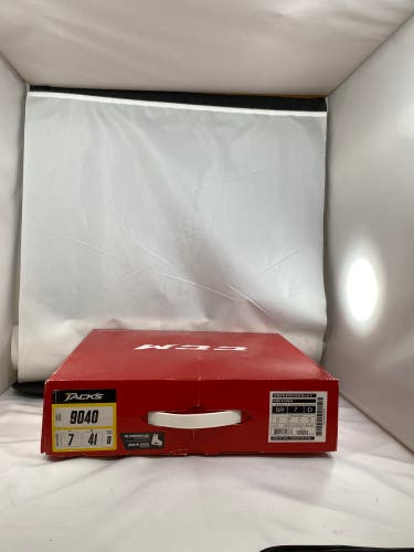 CCM Tacks 9040 Hockey Skates 7 (New)