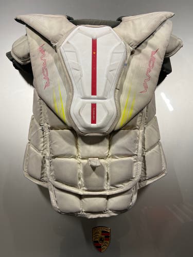 Bauer Vapor Hyperlite 2 Goalie Chest Protector - Senior Large