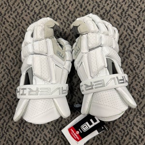 Maverik M6 Medium (12”) Gloves