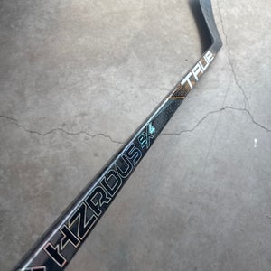 95 Flex P28 Senior True Left Hand Hockey Stick Pro Stock NHL (New)