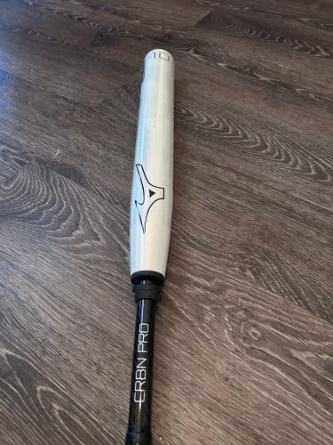 Mizuno crbn pro
