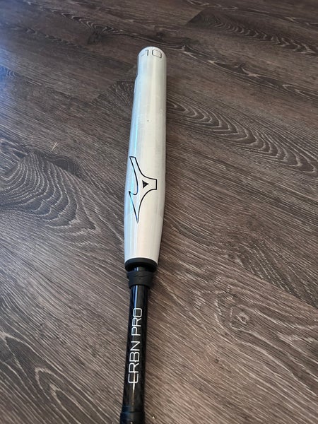 Mizuno crbn pro