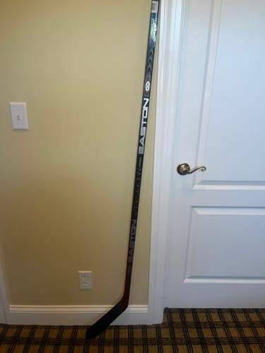EASTON STEALTH GRIP HOCKEY STICK RH 100