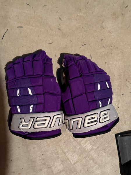 Bauer 4 Roll Gloves 13" (Used)