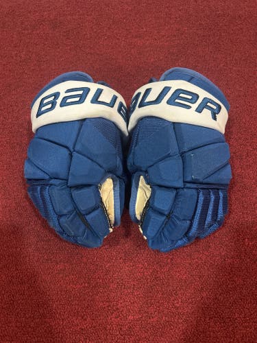 Cale Makar Bauer Vapor Hyperlite 14" Pro Stock (Used) Gloves Item#BHPUG