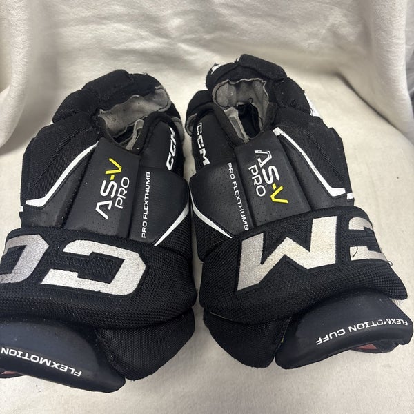 Junior Size 12 Inch CCM Tacks AS-V PRO Ice Hockey Player Gloves